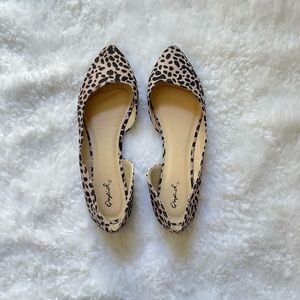 Leopard print flats